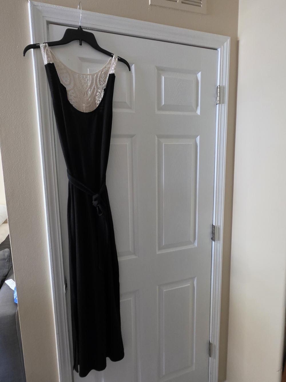 Black Lace-Back Maxi Dress - S